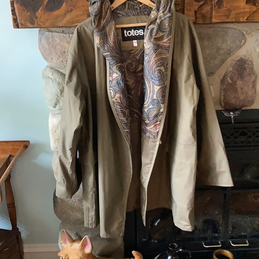 Totes vintage raincoat pvc